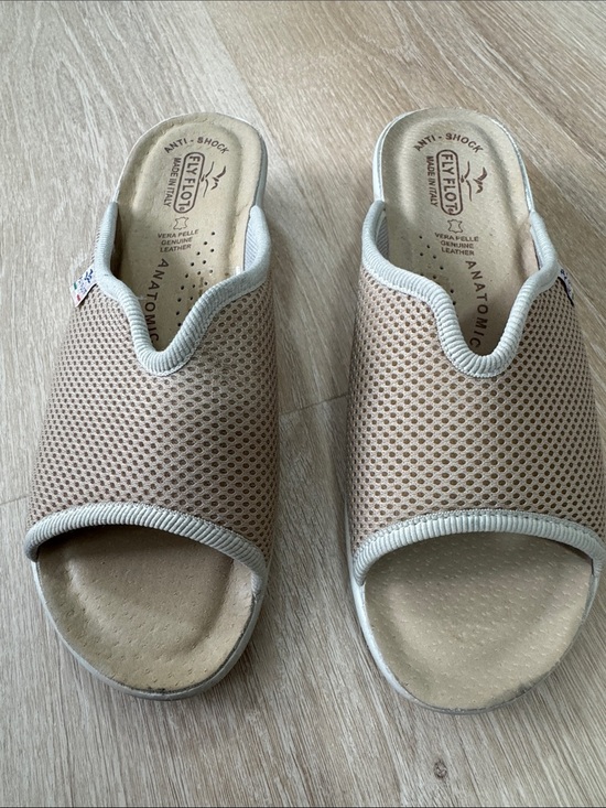 Fly Flot Shoes - Women's Beige Mesh Open-Toe Comfort Slides